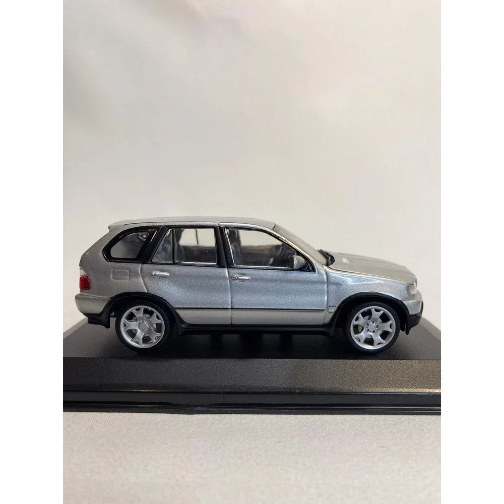 Paul's Model Art/Minichamps 1/43 Scale BMW X5